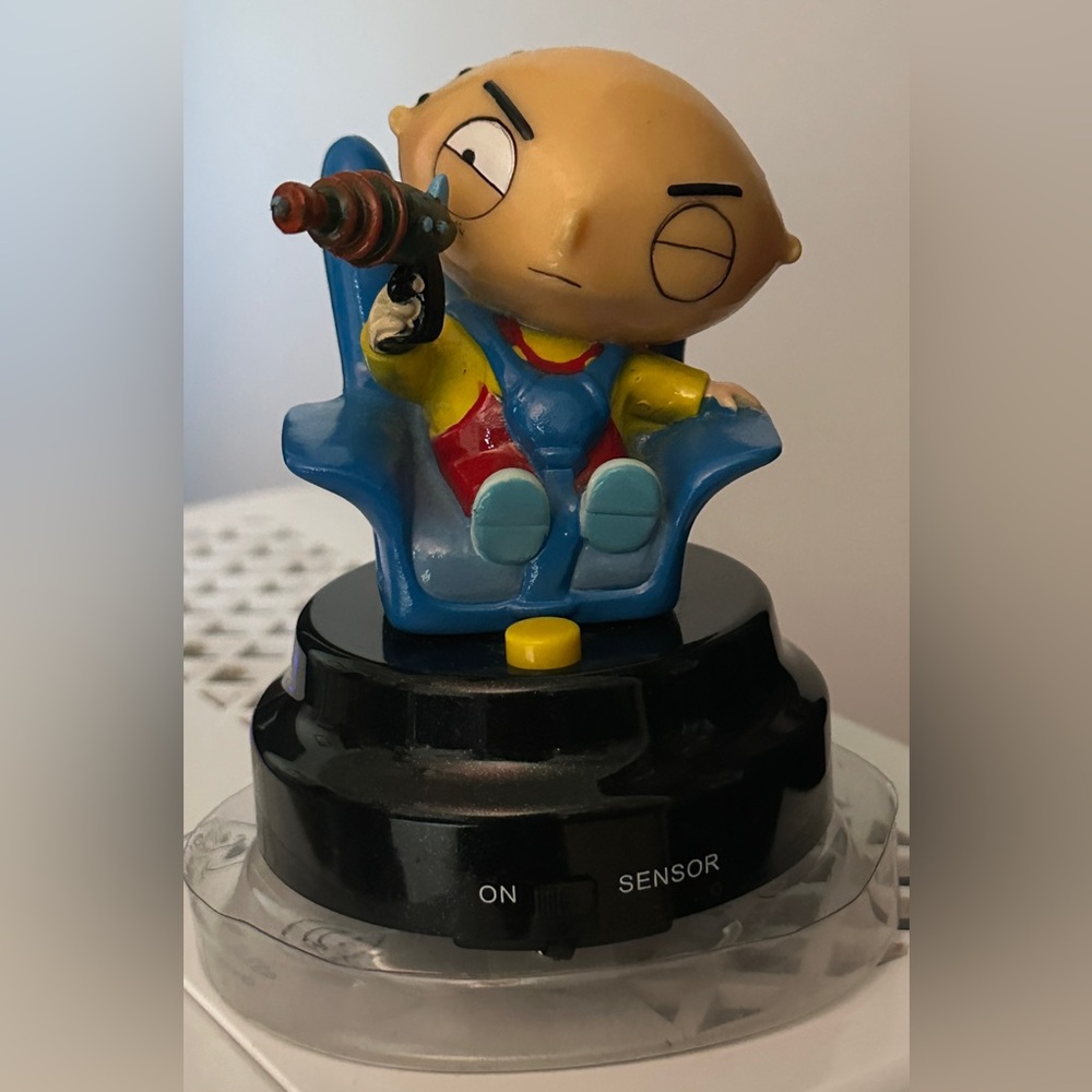 Family Guy Stewie Griffin On Board Talking 4" Figure 2005 New